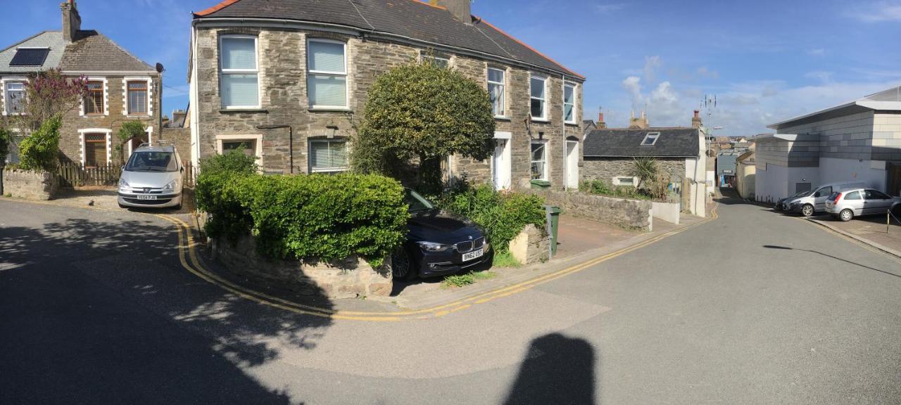 The Sanctuary Newquay * New Quay